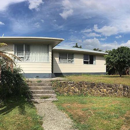 Three-Bedroom House A At 23 Mallard Drive, Selwyn Heights Rotorua Exterior photo